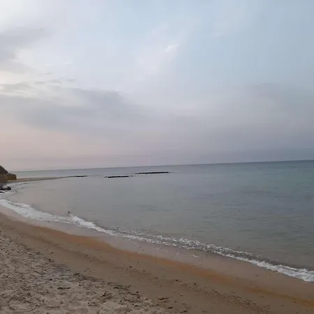 Tra Vento E Mare Lendinuso